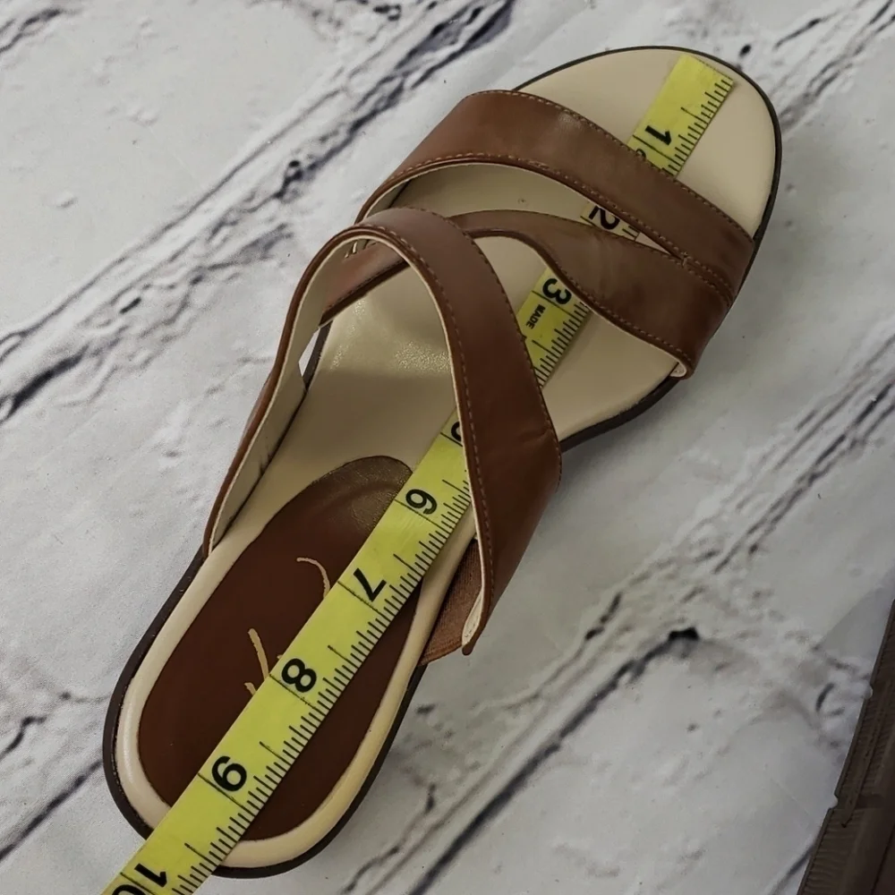 KIM Rogers Frienda Platform Wedge Sandals Brown 7 EUC